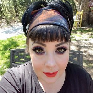 Meet your Posher, Meredith